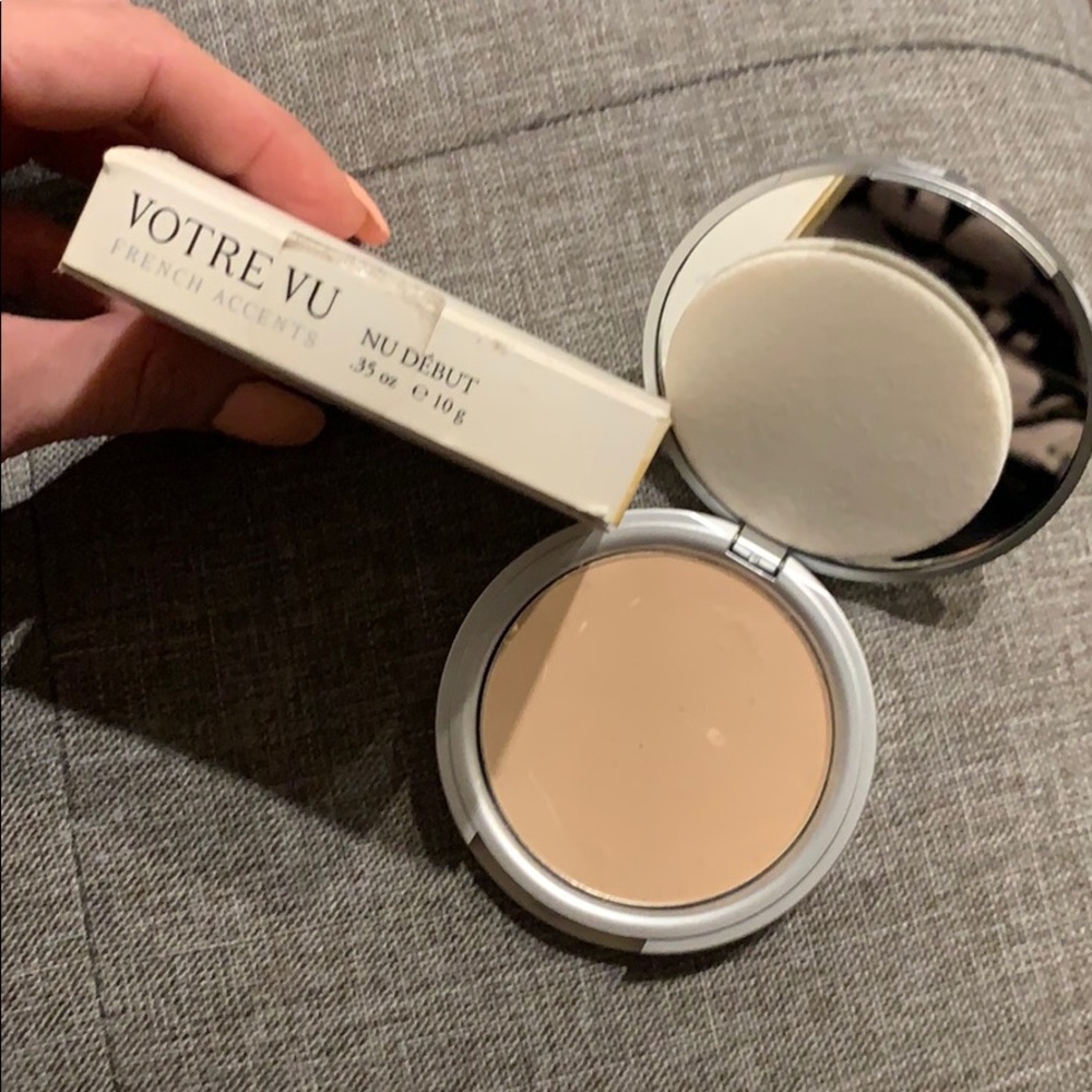 French Luxury Mineral MakeUp in powder